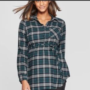 Plaid maternity shirt
